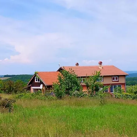 Wild House Goriza Хижа Goritsa